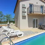 New Villa Seve II With Pool, Near The Town Center, 3Km From The Beach