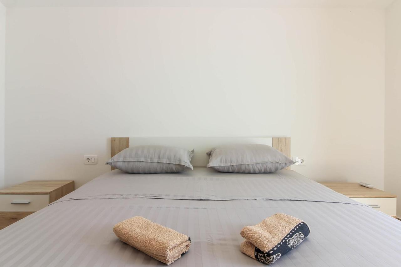 New Seve Ii With Pool, Near The Town Center, 3km From The Vila *